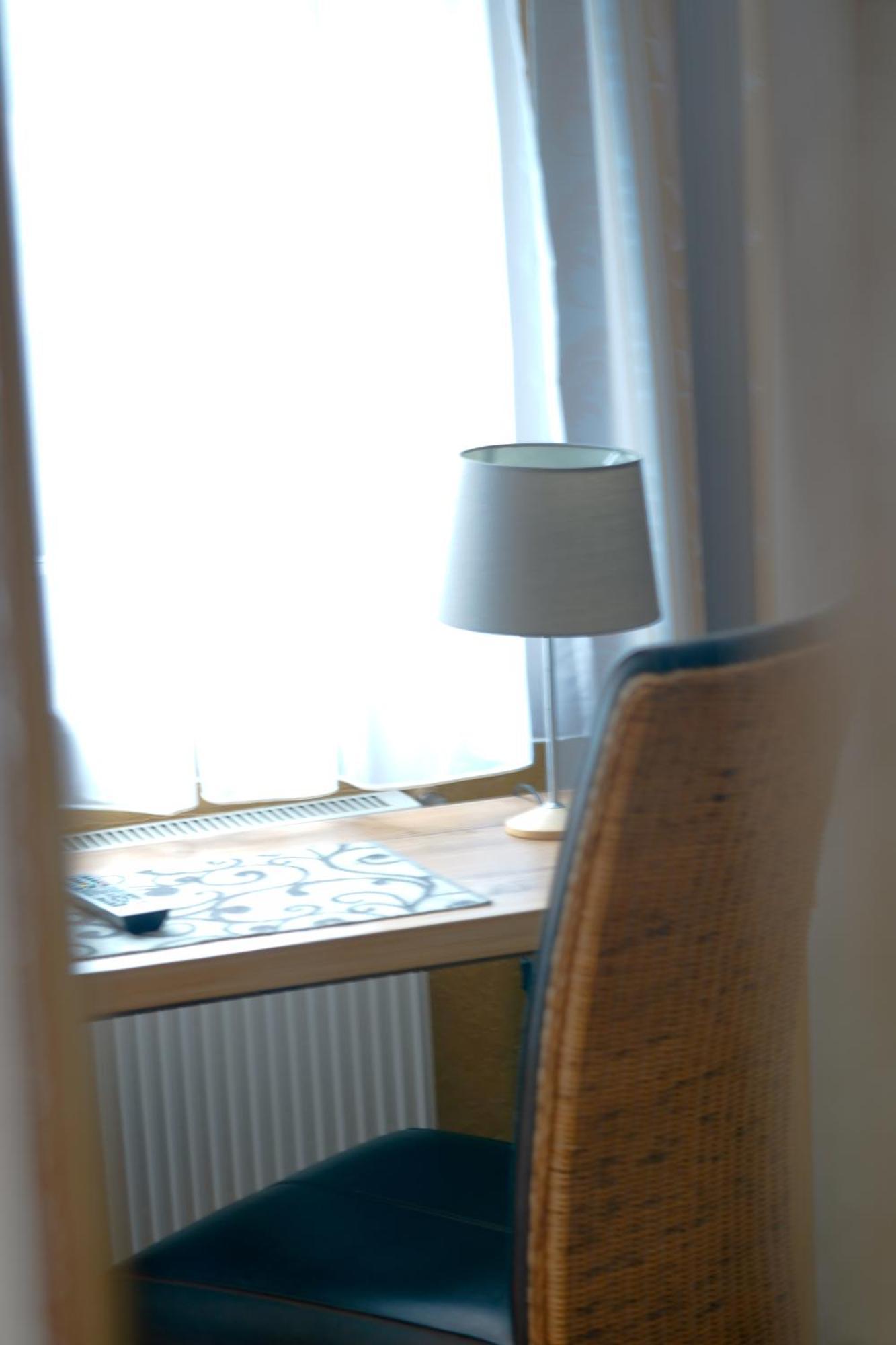 Hotel Garni Und Apartments Zur Krone ヒルポルトシュタイン エクステリア 写真