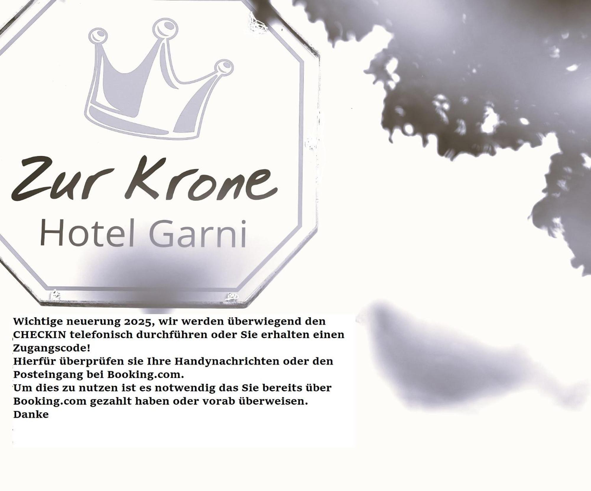 Hotel Garni Und Apartments Zur Krone ヒルポルトシュタイン エクステリア 写真