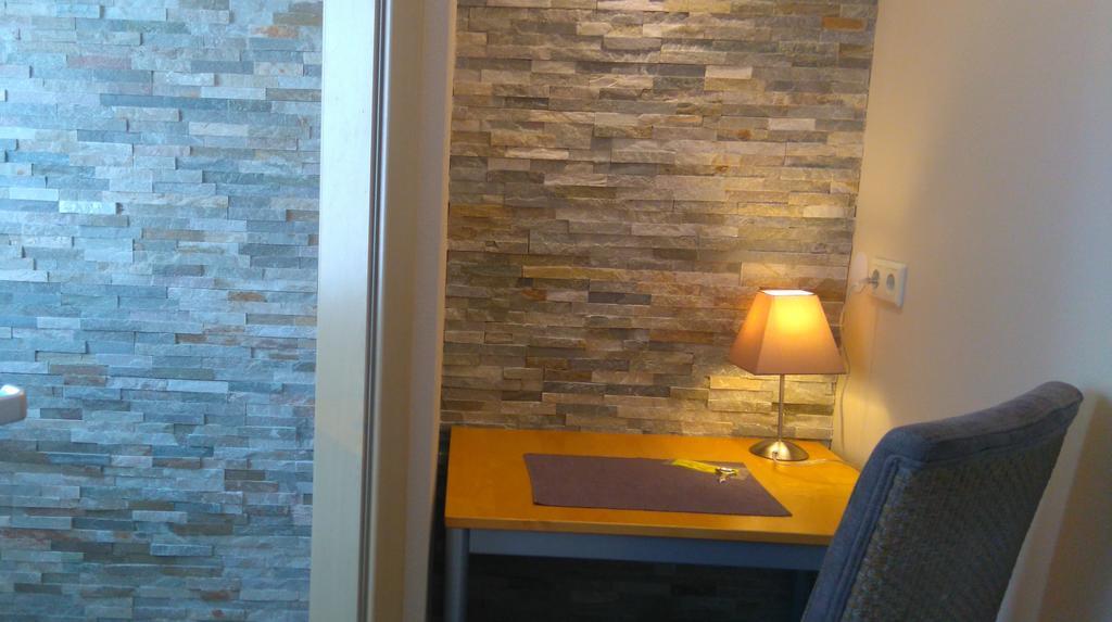 Hotel Garni Und Apartments Zur Krone ヒルポルトシュタイン エクステリア 写真
